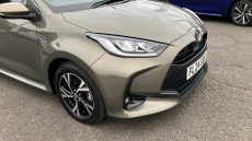 Toyota Yaris 1.5 Hybrid Design 5dr CVT Hybrid Hatchback